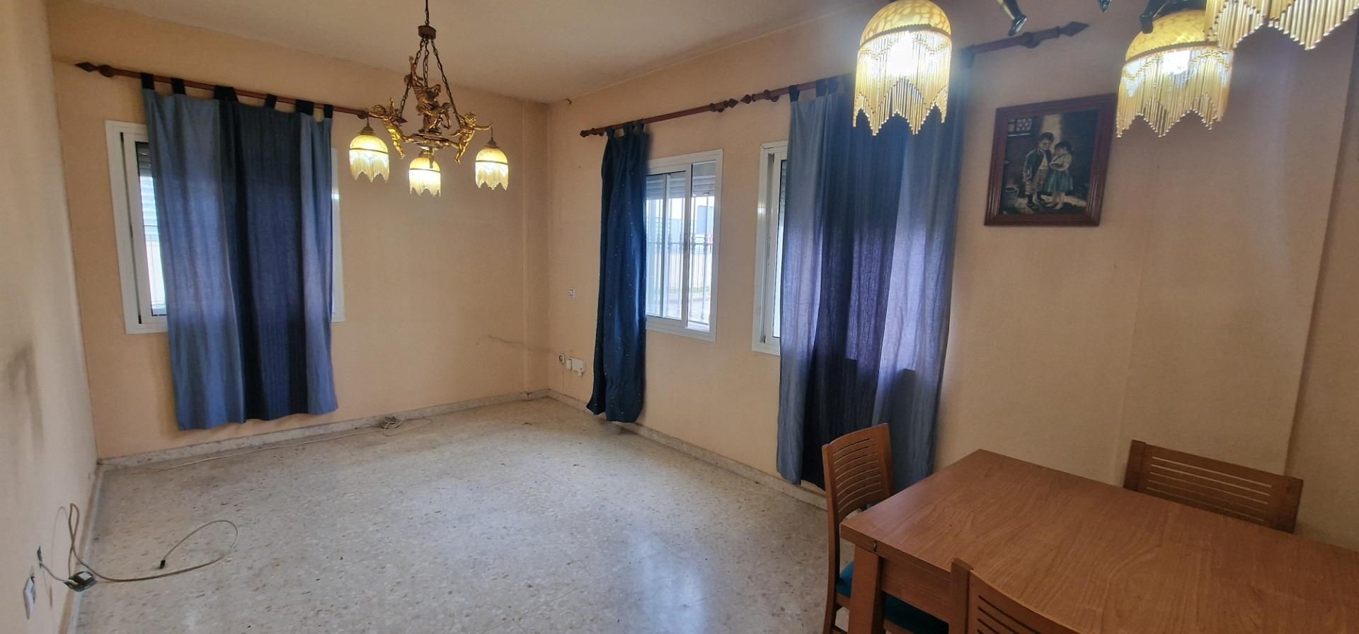 Menjador de Pis en venda en  Sevilla Capital amb Terrassa