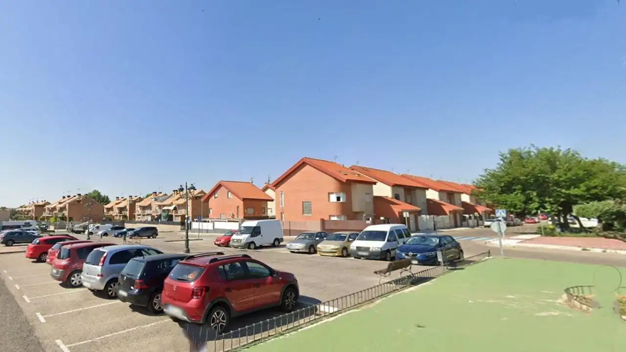 Aparcament de Casa adosada en venda en Seseña