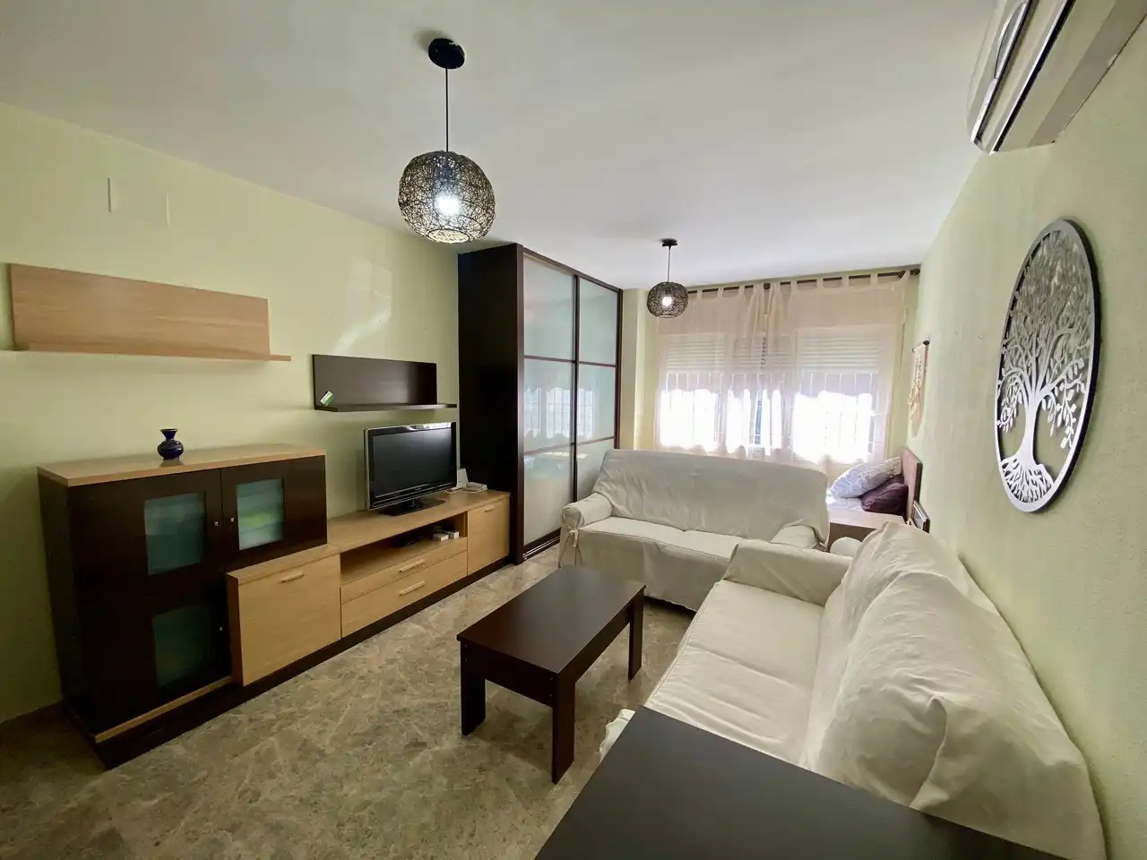 Sala de estar de Estudio en venta en Ciudad Real con Aire acondicionado, Calefacción y Amueblado