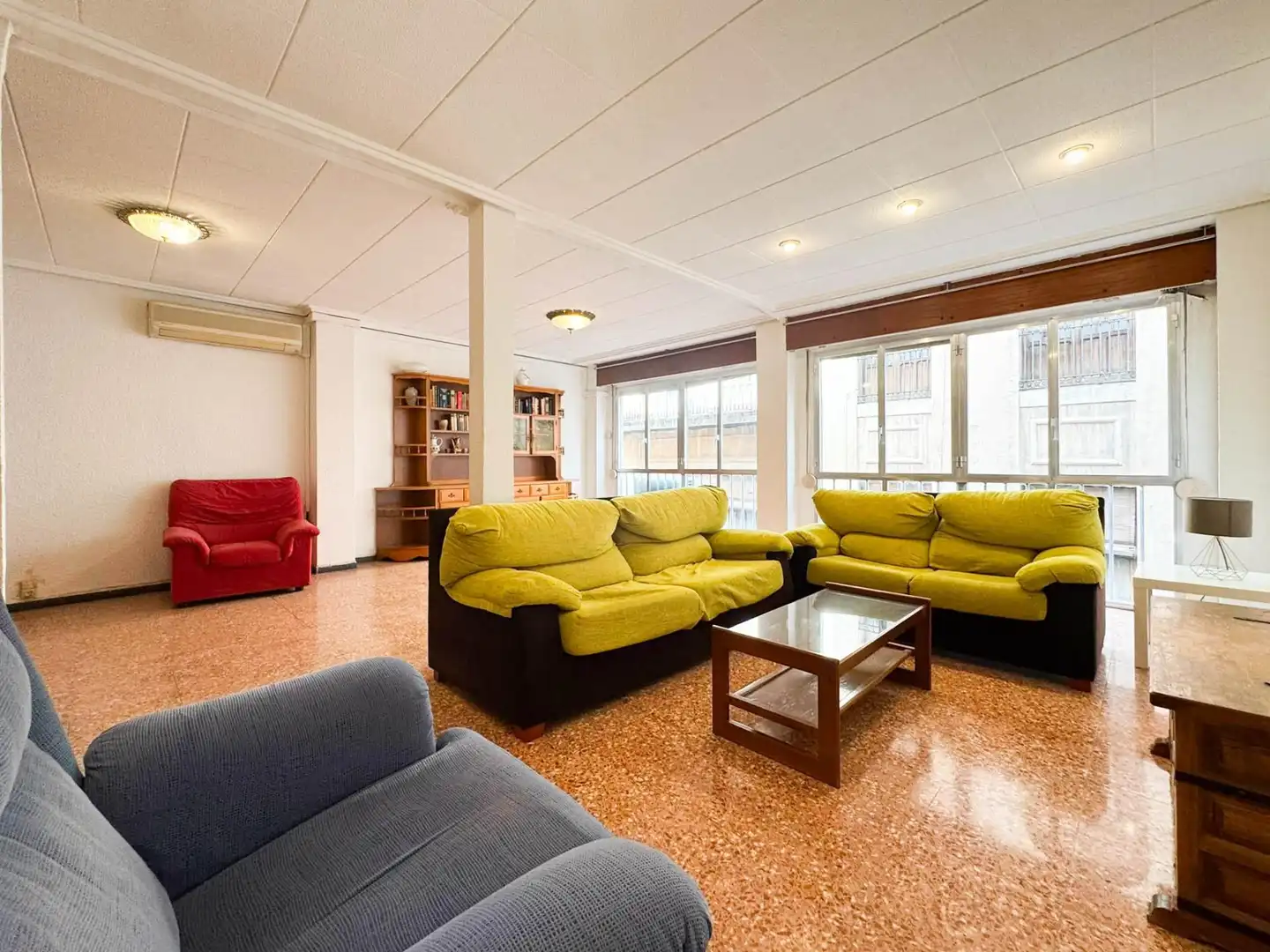 Flat with lift for sale in Calle PERE IBARRA 6