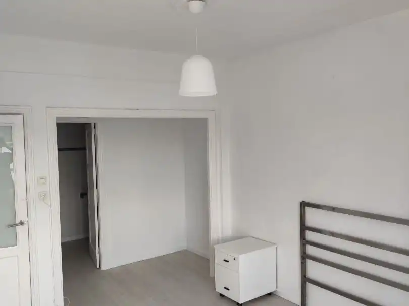 Habitación de Piso de alquiler en Vigo  con Calefacción, Parquet y Amueblado