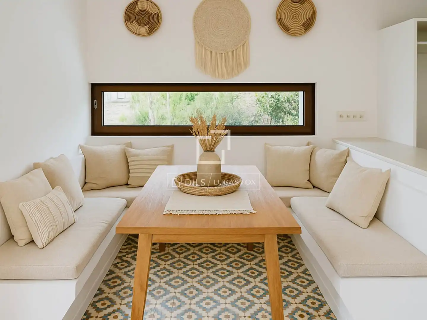 Sala de estar de Casa o chalet en venta en Santa Eulària des Riu con Aire acondicionado, Calefacción y Jardín privado