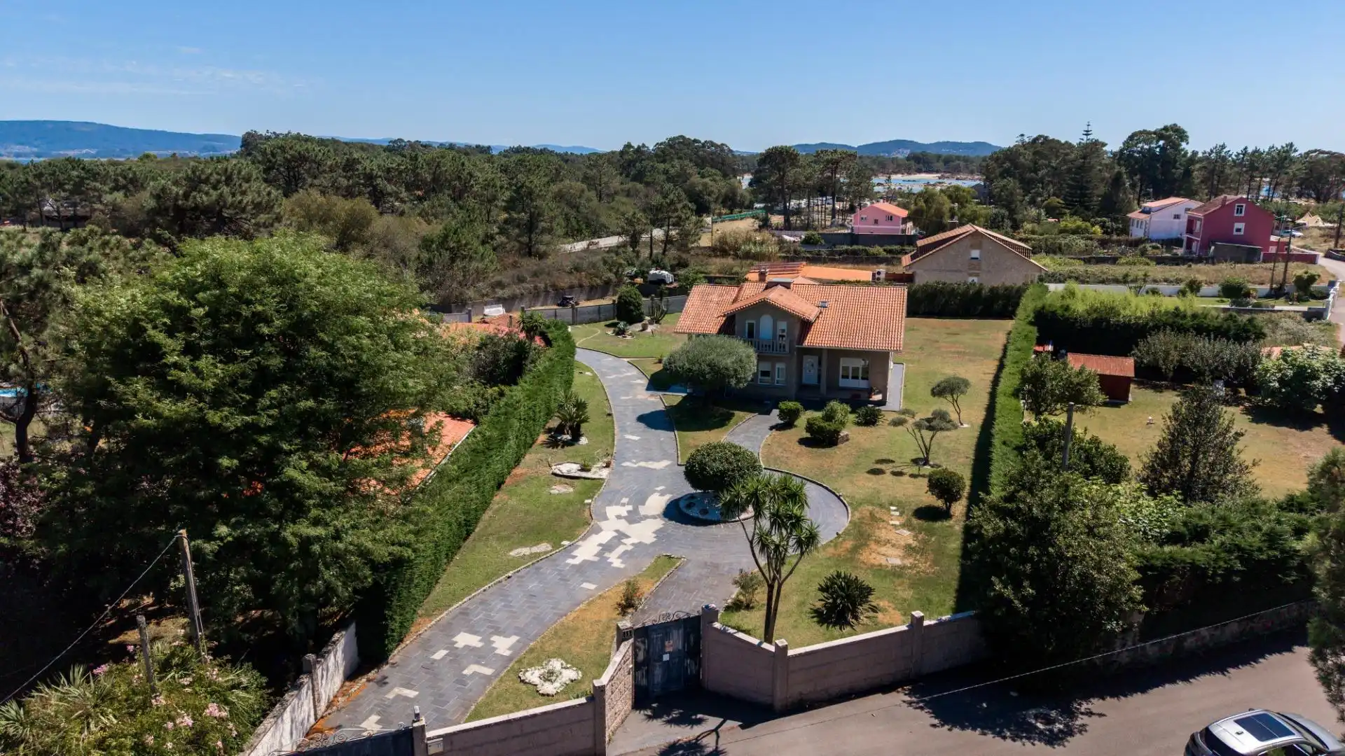 Vista exterior de Casa o chalet en venta en A Illa de Arousa  con Calefacción, Jardín privado y Terraza
