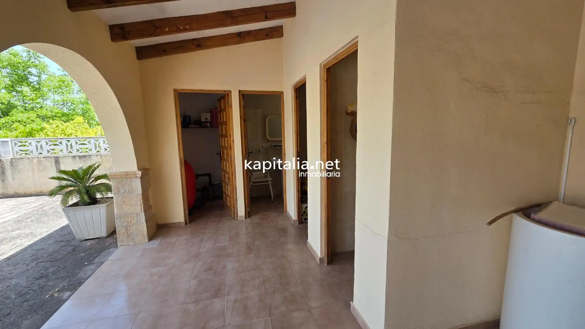 Chalet con piscina en venta en Santa Ana, imagen 4