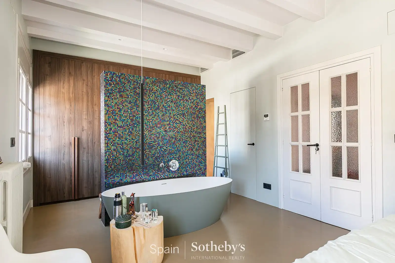 Baño de Casa adosada en venta en Sitges con Aire acondicionado, Calefacción y Jardín privado