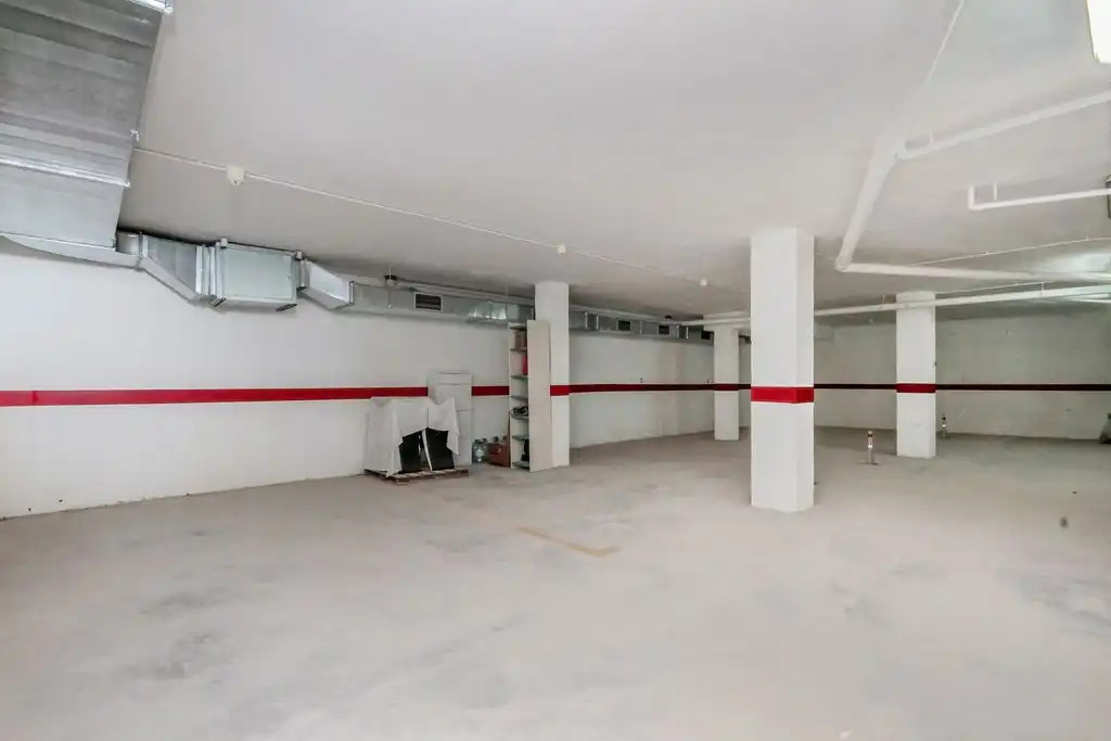 Parcheggio con ascensore in vendita a C/ Carrilet, imagen 7
