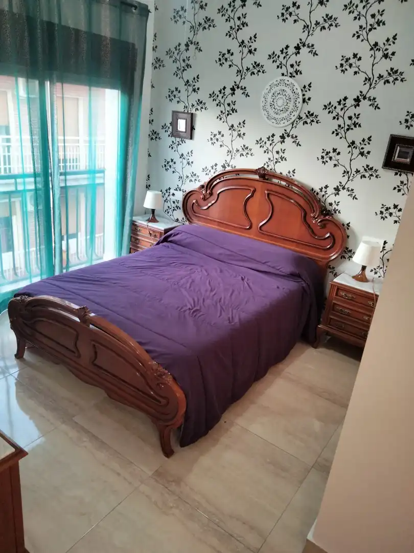 Dormitori de Apartament en venda en Martos amb Aire condicionat i Moblat