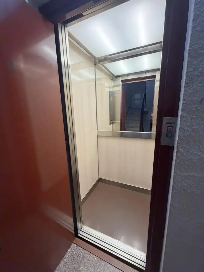 Wohnung mit Terrasse zum Verkauf in Carrer Martí Codolar, imagen 42