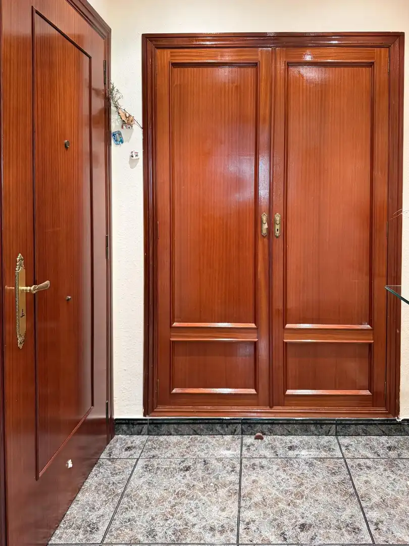 Piso en venta en Mieres (Asturias) con Calefacción, Parquet y Amueblado