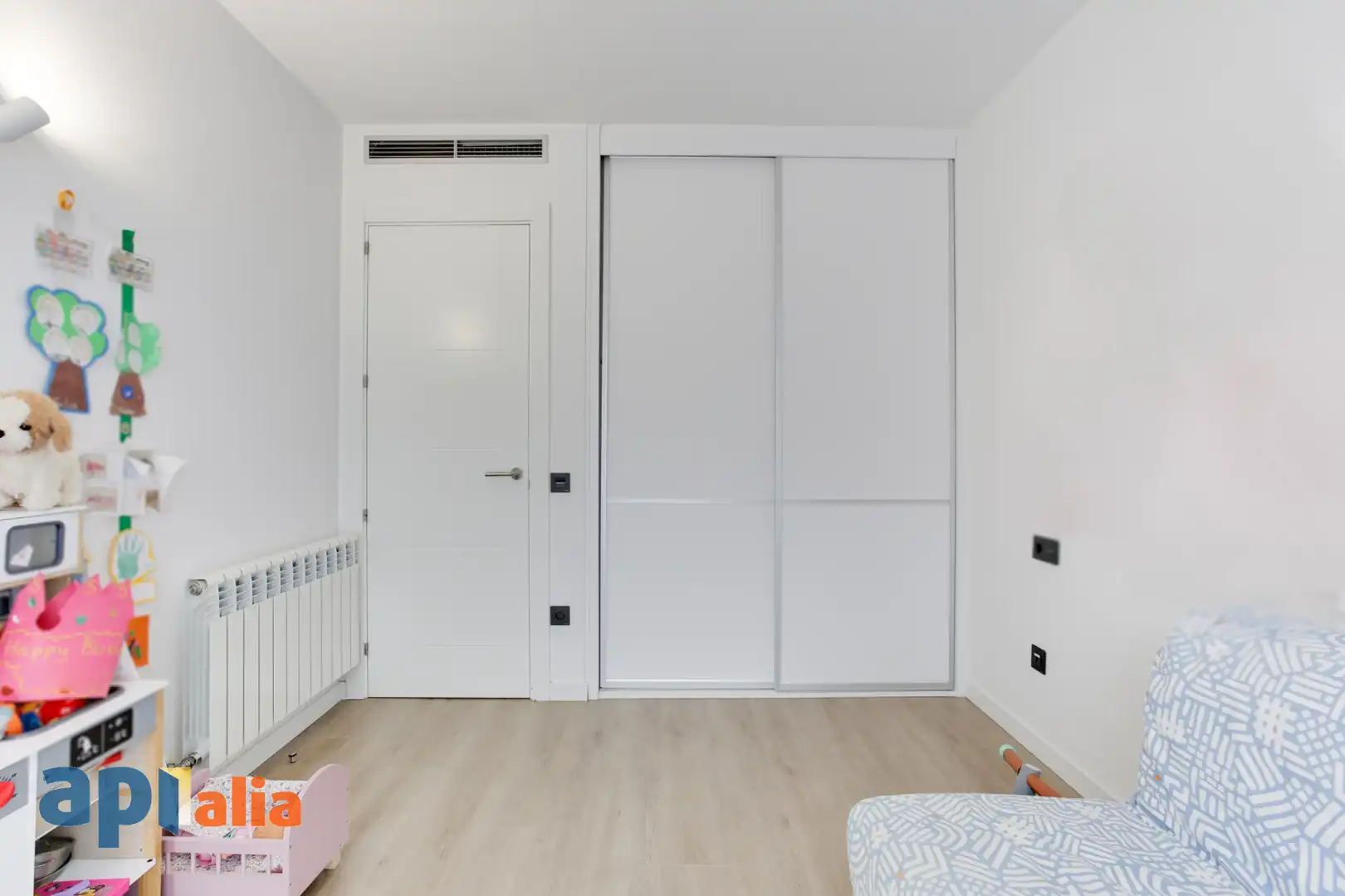 Bedroom of Duplexes for sale in Esplugues de Llobregat  with Air Conditioner, Heating and Storage room
