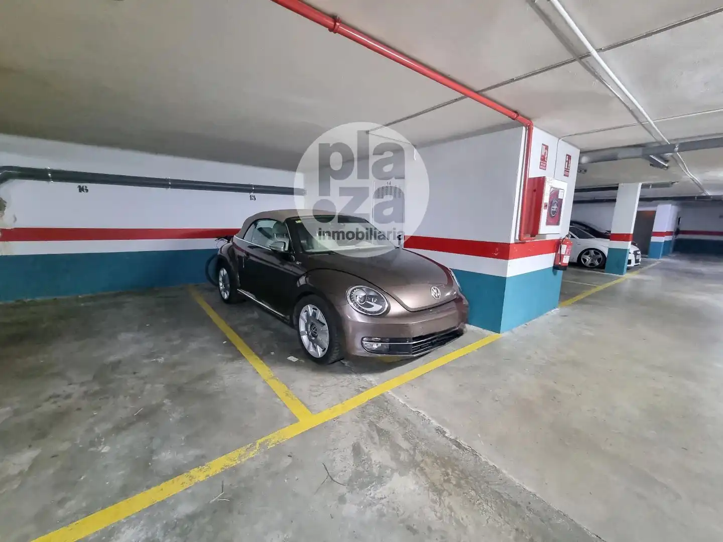 Parkplatz von Maisonette zum Verkauf in Buniel mit Heizung, Terrasse und Abstellraum