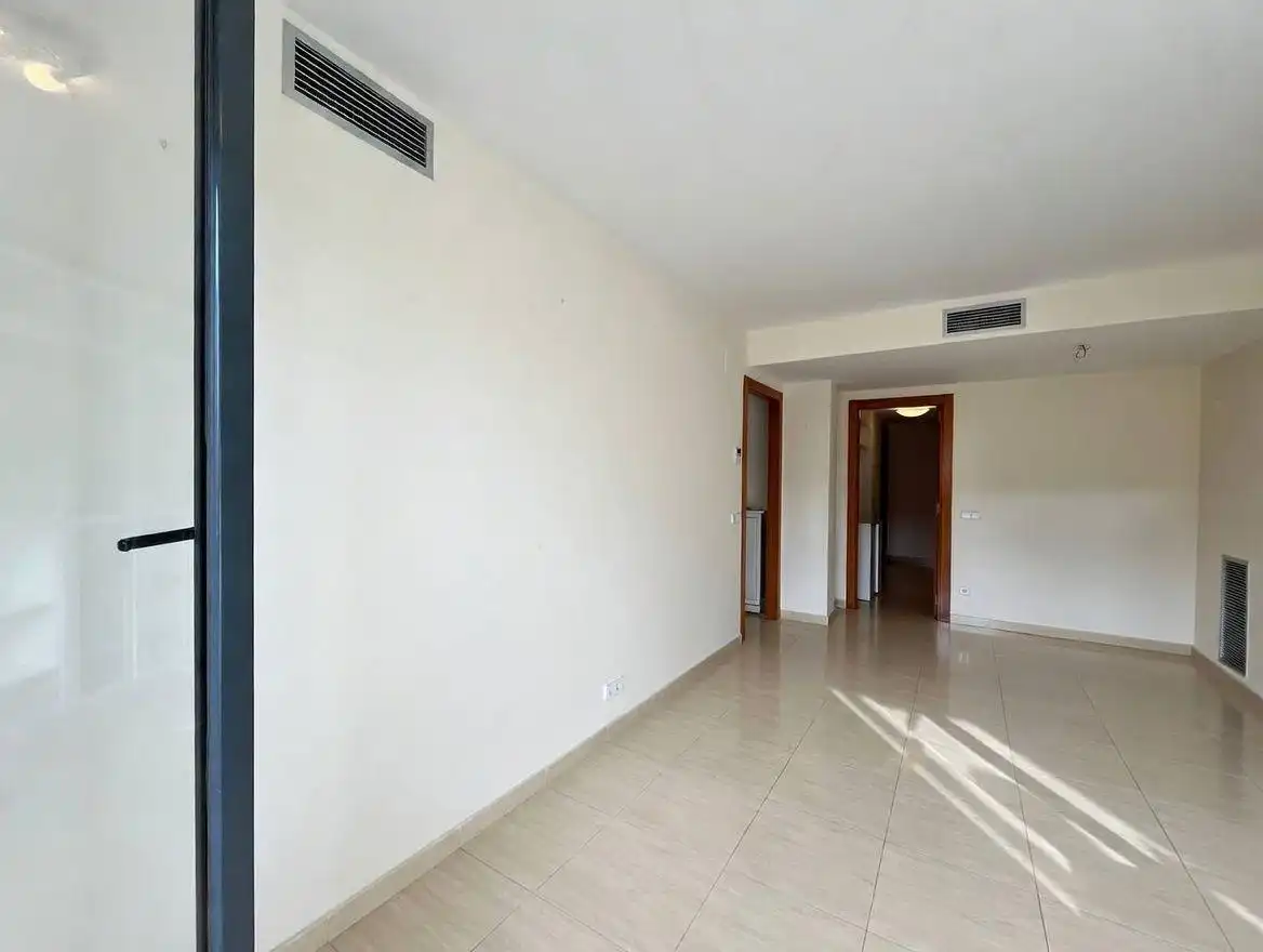Piso en venta en Sant Pere Pescador con Aire acondicionado, Amueblado y Balcón