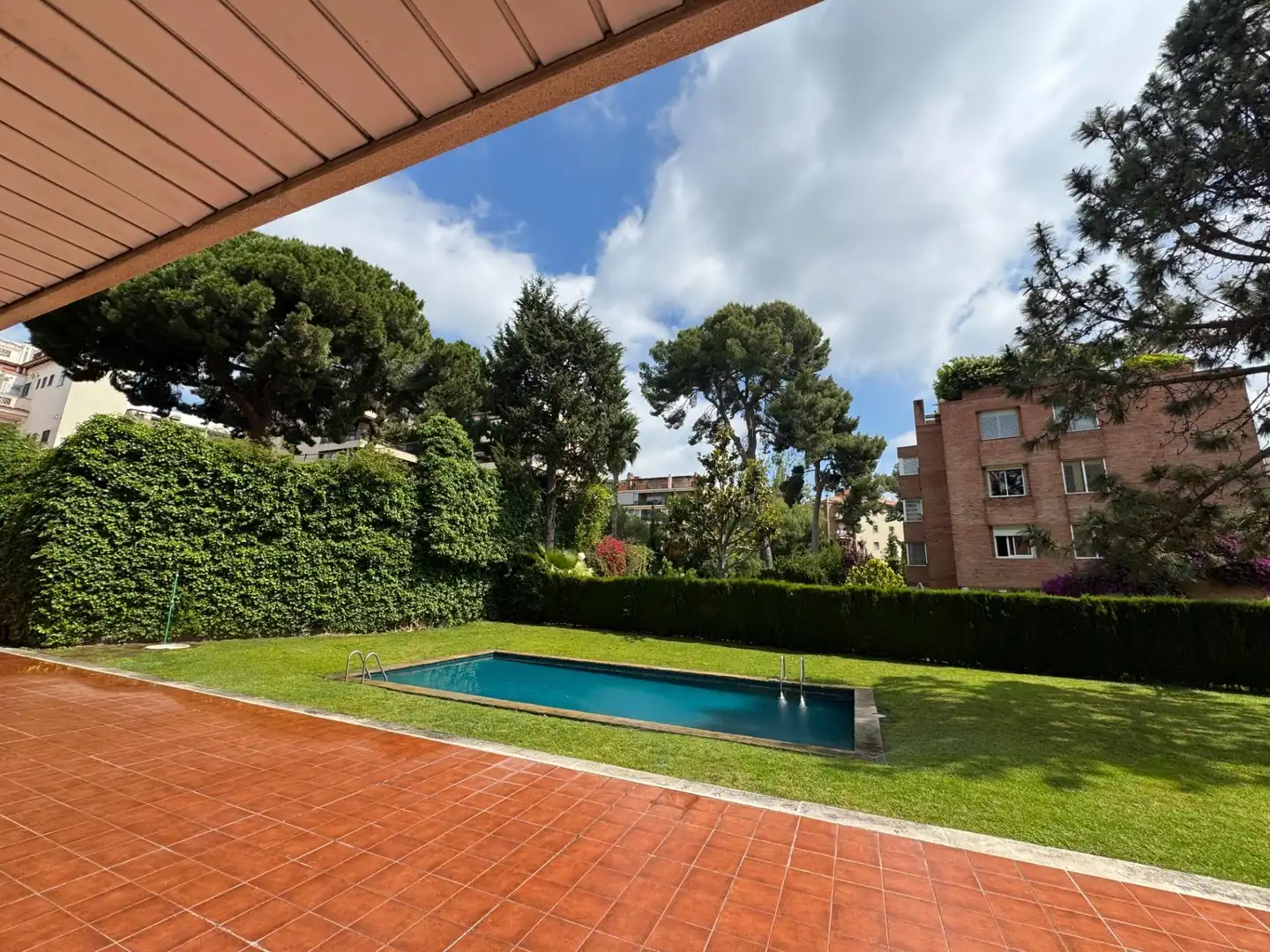 Piscina de Piso de alquiler en Barcelona con Calefacción, Jardín privado y Parquet