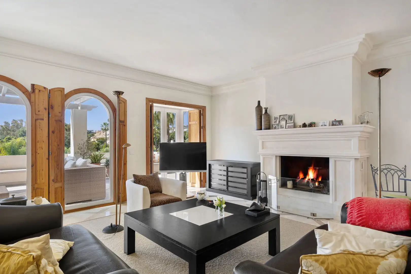 Living room of Attic for sale in Marbella  with Air Conditioner, Terrace and Storage room