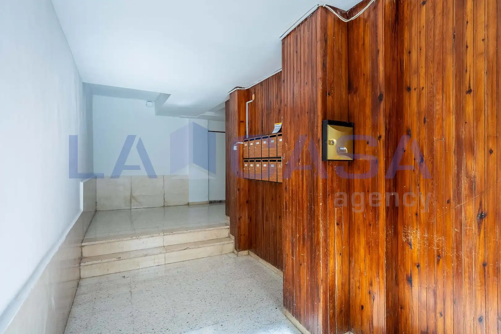 Flat for sale in  Sevilla Capital  with Terrace