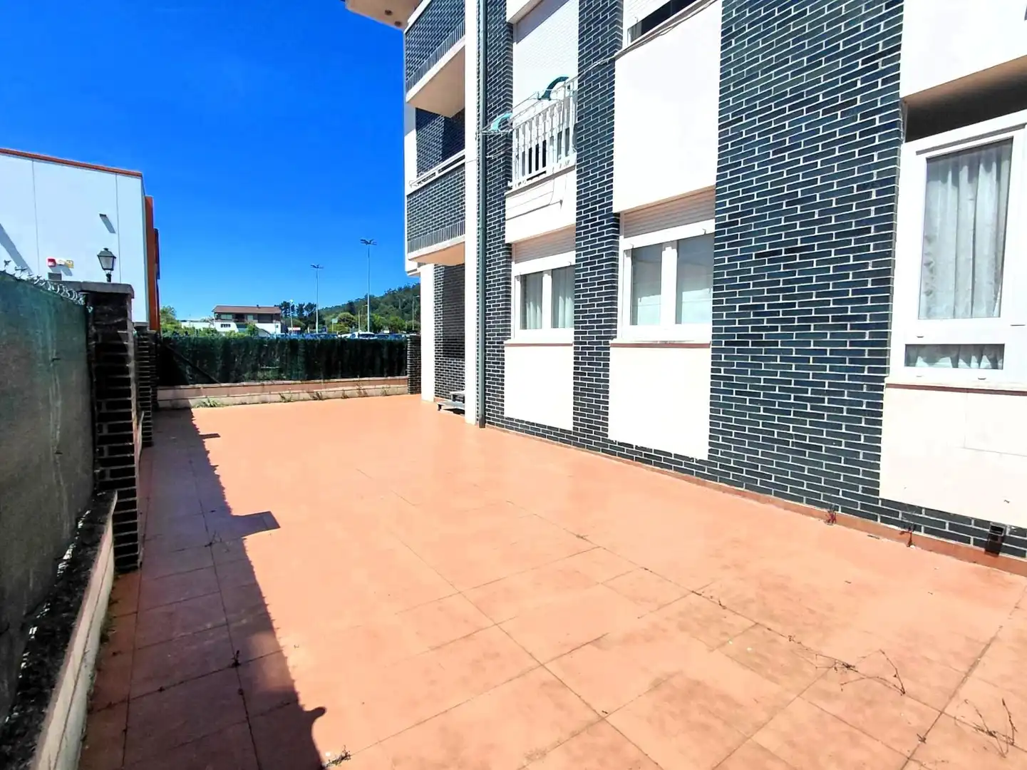 Vista exterior de Planta baixa en venda en Santa María de Cayón amb Calefacció, Terrassa i Traster