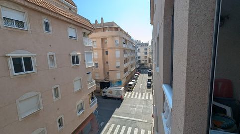 Foto 5 de Apartamento en venta en Avenida Pinoso de, 12, El Acequión, Torrevieja