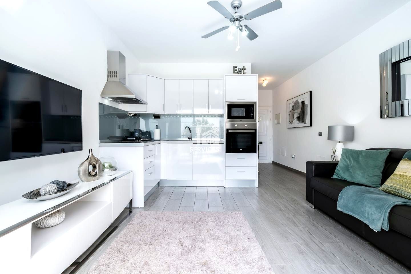 Cuina de Pis en venda en Adeje amb Aire condicionat, Calefacció i Terrassa