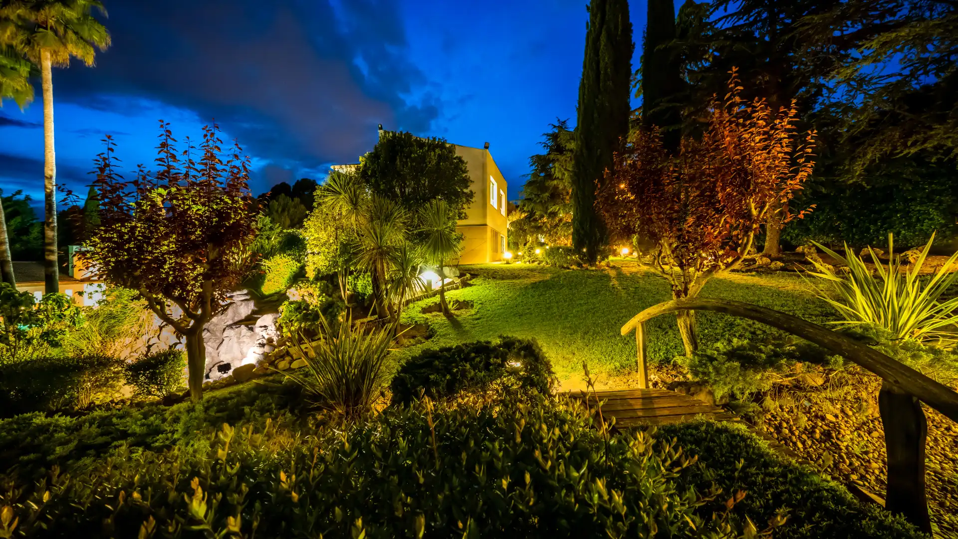 Jardín de Casa o chalet en venta en Matadepera con Aire acondicionado, Calefacción y Jardín privado