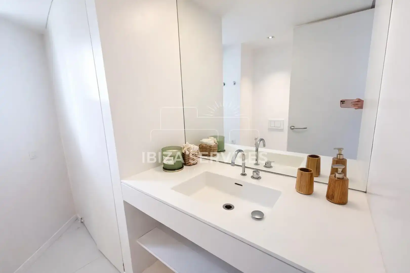 Badezimmer von Wohnung zur Miete in Eivissa mit Klimaanlage und Schwimmbad