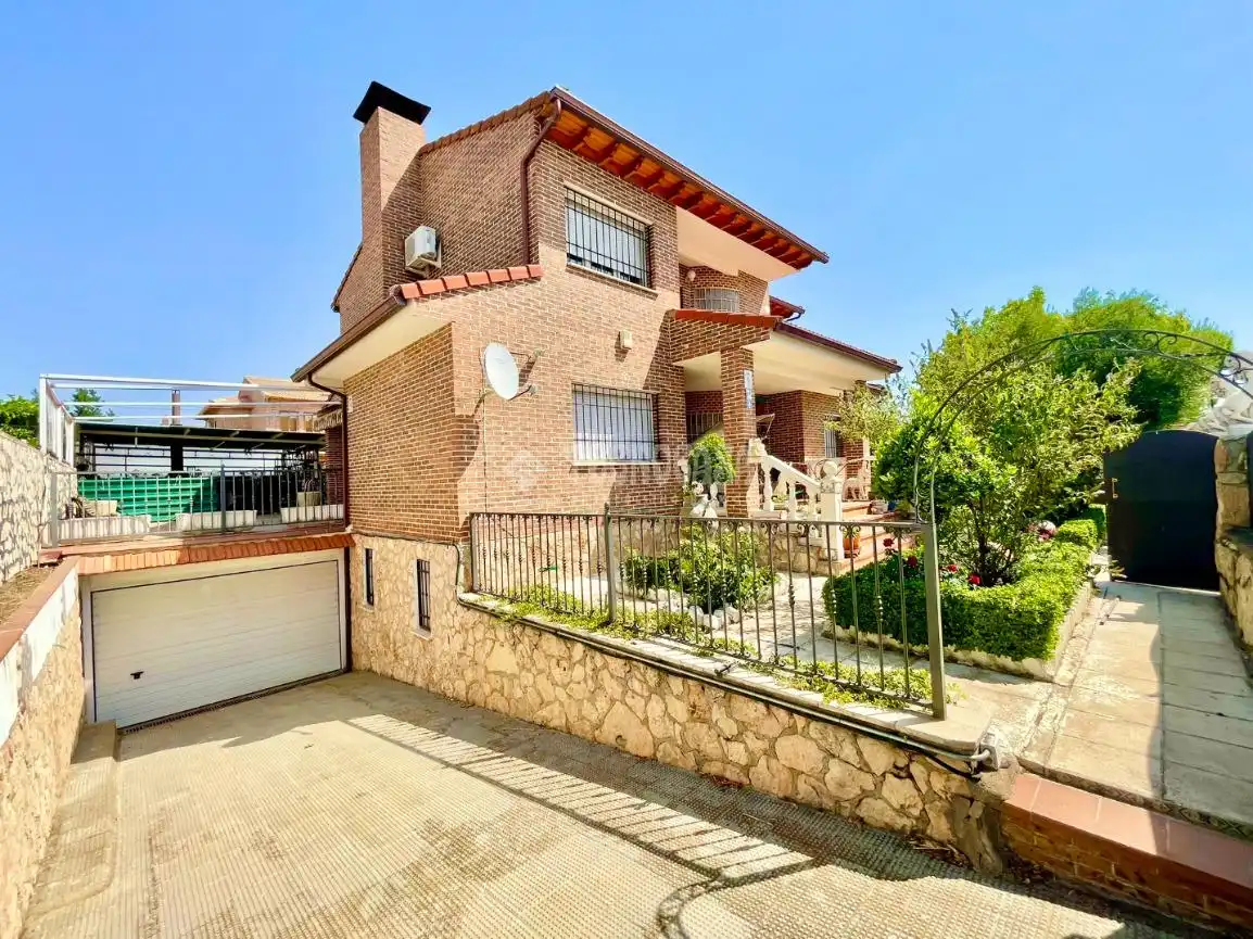 House with terrace for sale in Cabanillas del Campo, imagen 2