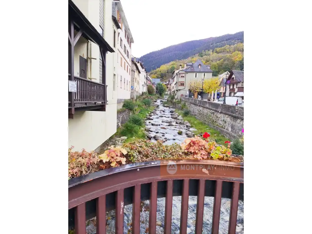 Vista exterior de Dúplex en venda en Vielha e Mijaran