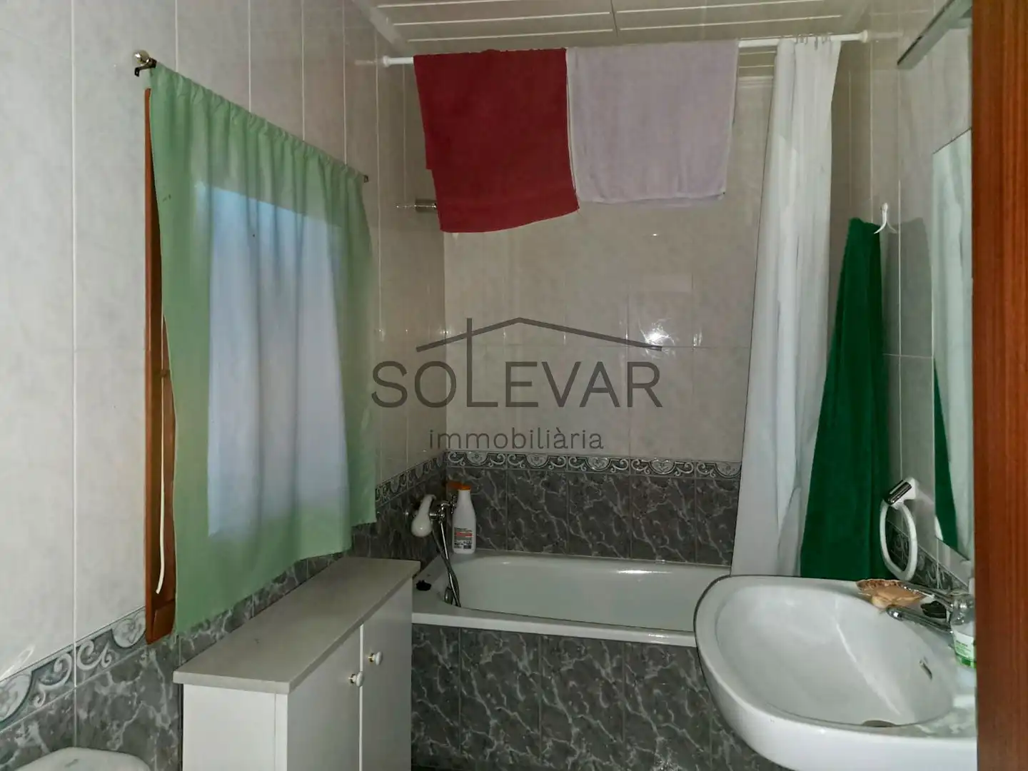 Baño de Casa o chalet en venta en Llimiana con Jardín privado, Terraza y Trastero