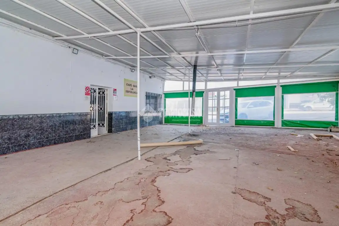 Houses for sale in Loja, Granada