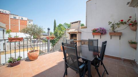 Foto 2 de Casa adosada en venda a Carrer de la Beneficència, Les Clotes, Barcelona