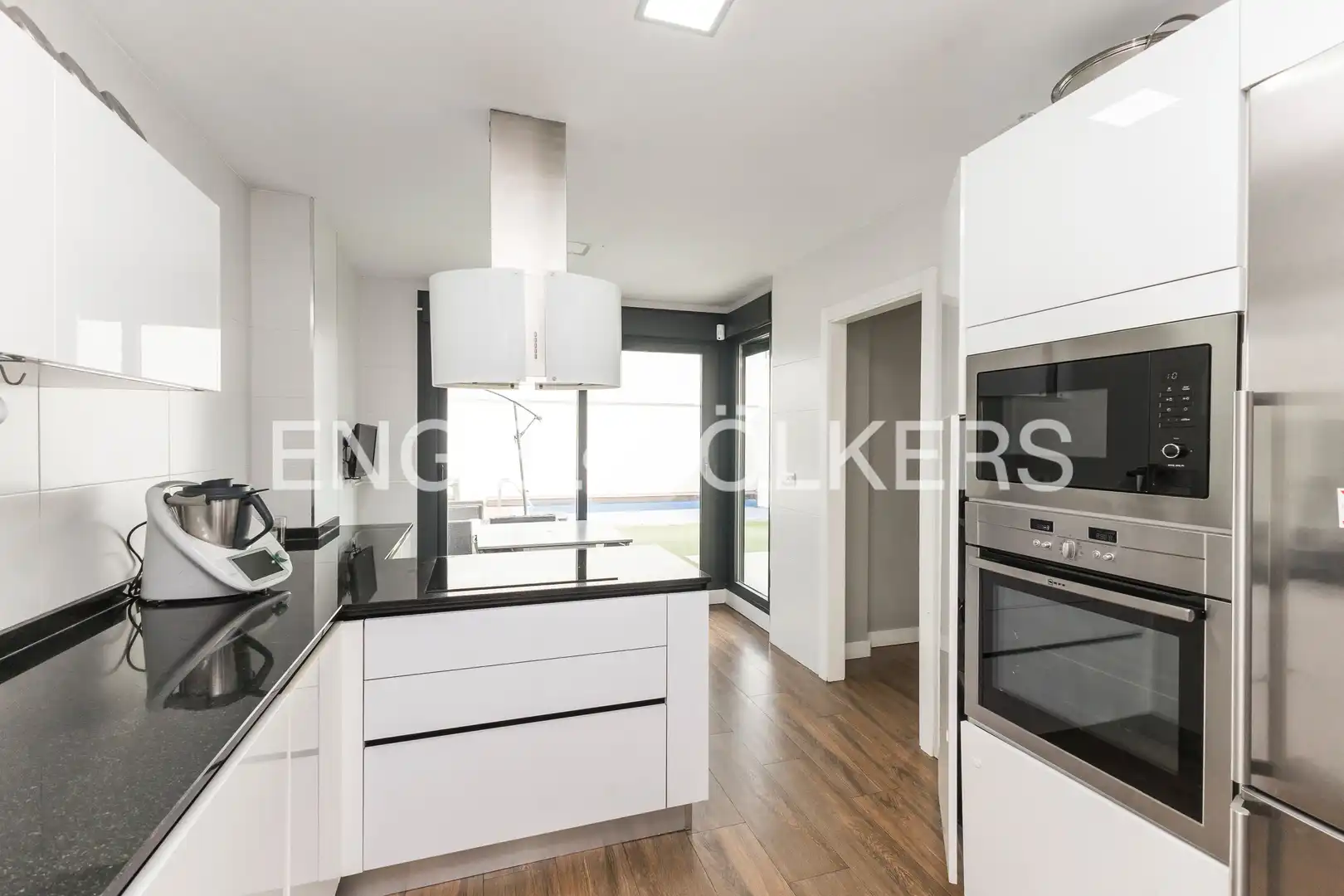 Kitchen of Detached homes for rent in Madrid  with Air Conditioner, Heating and Private garden