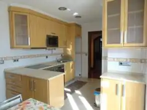 Küche von Wohnung zur Miete in Gijón  mit Heizung und Abstellraum