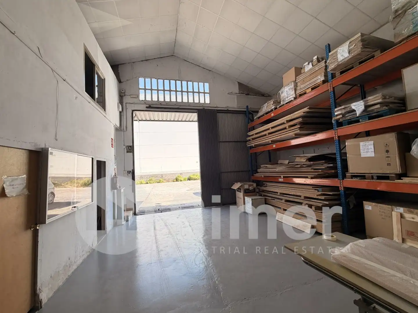 Industrial buildings for sale in Canovelles