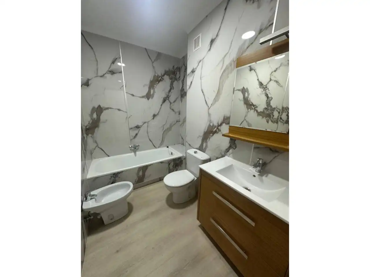 Piso con terraza en venta en Avenida Riato, imagen 8