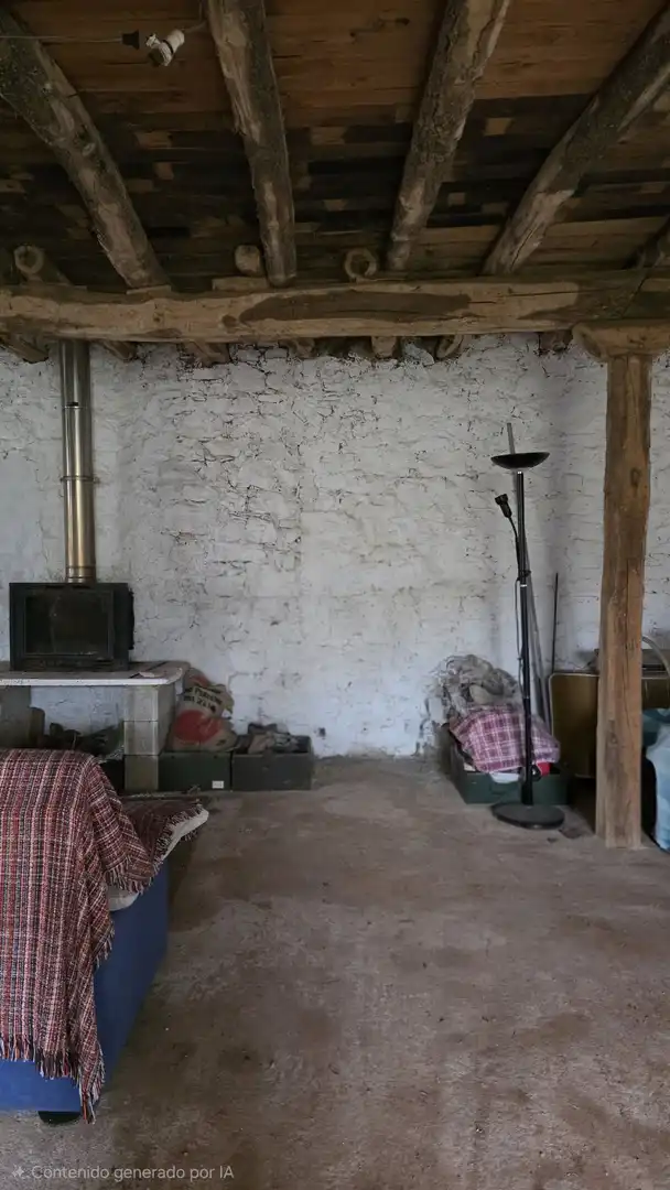 Casa adosada en venda en Valle de Valdelucio
