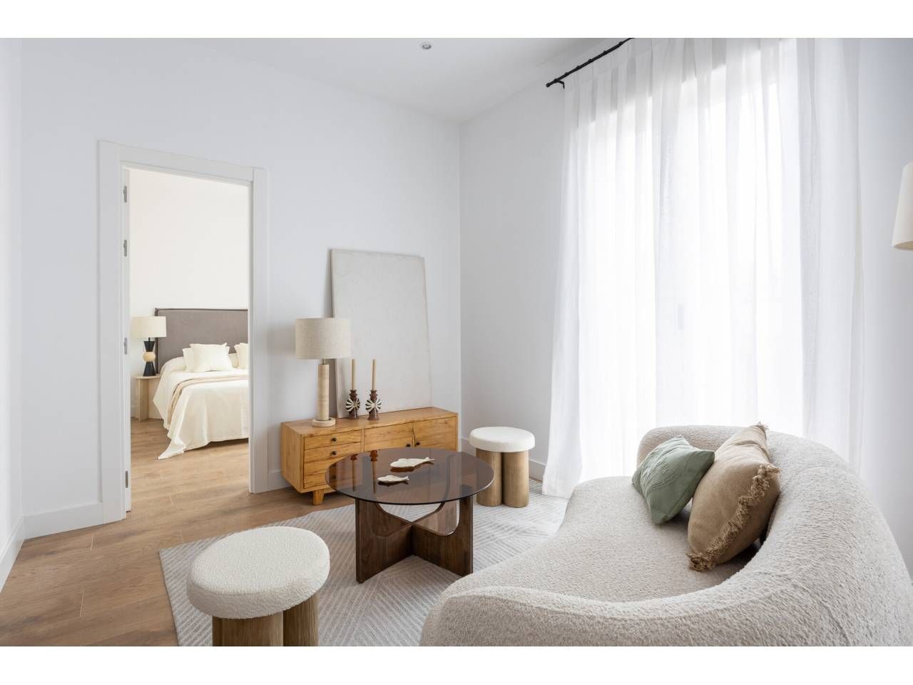 Bedroom of Flat for sale in  Madrid Capital  with Air Conditioner, Heating and Furnished