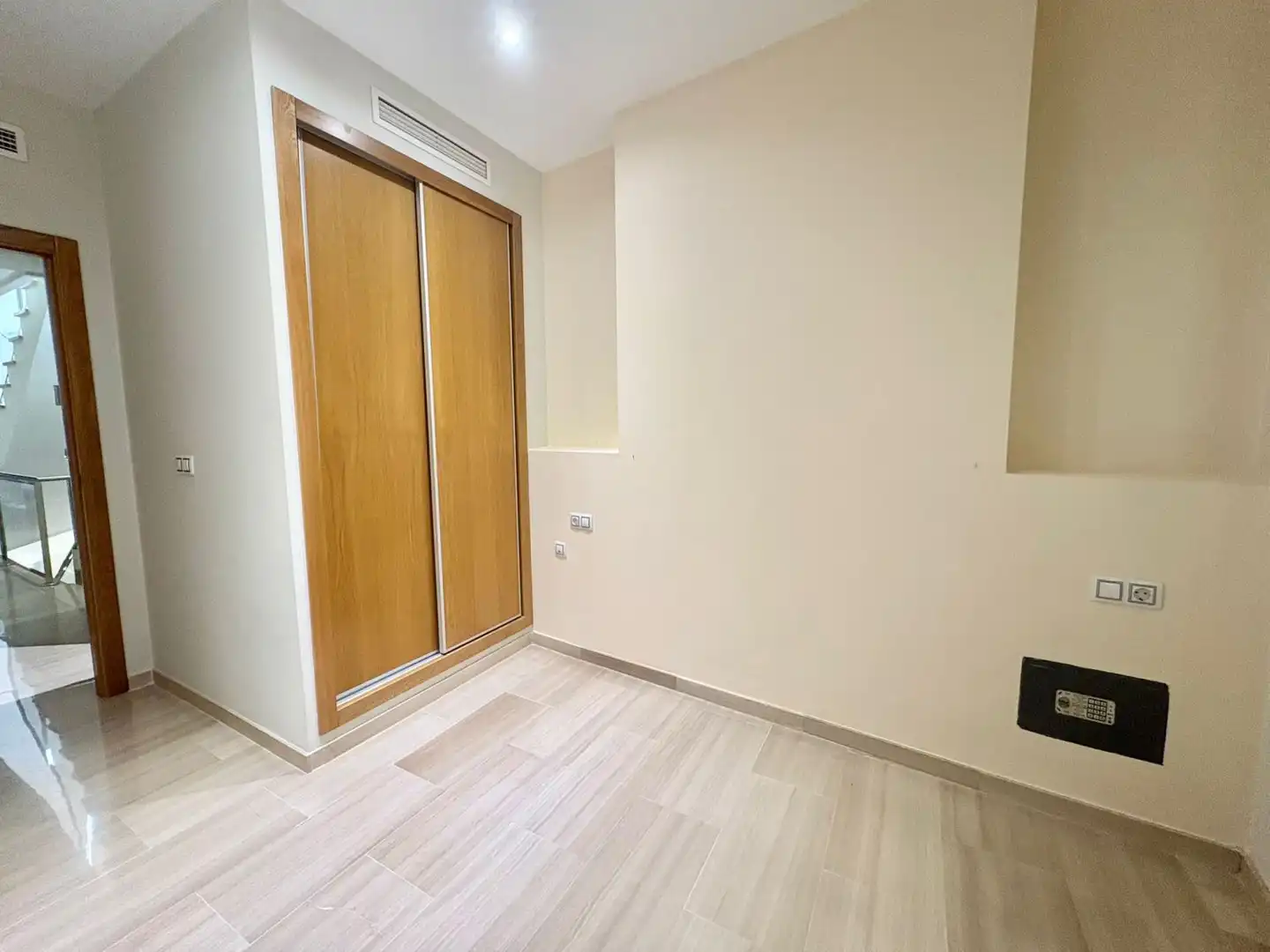 Houses for sale in Sueca  with Air Conditioner, Heating and Terrace