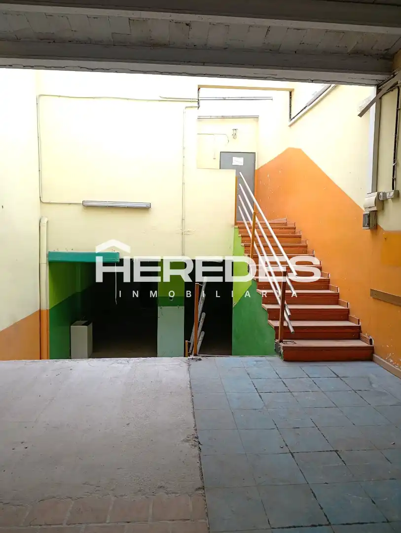 Business premises for sale in Sant Vicenç Dels Horts, imagen 10