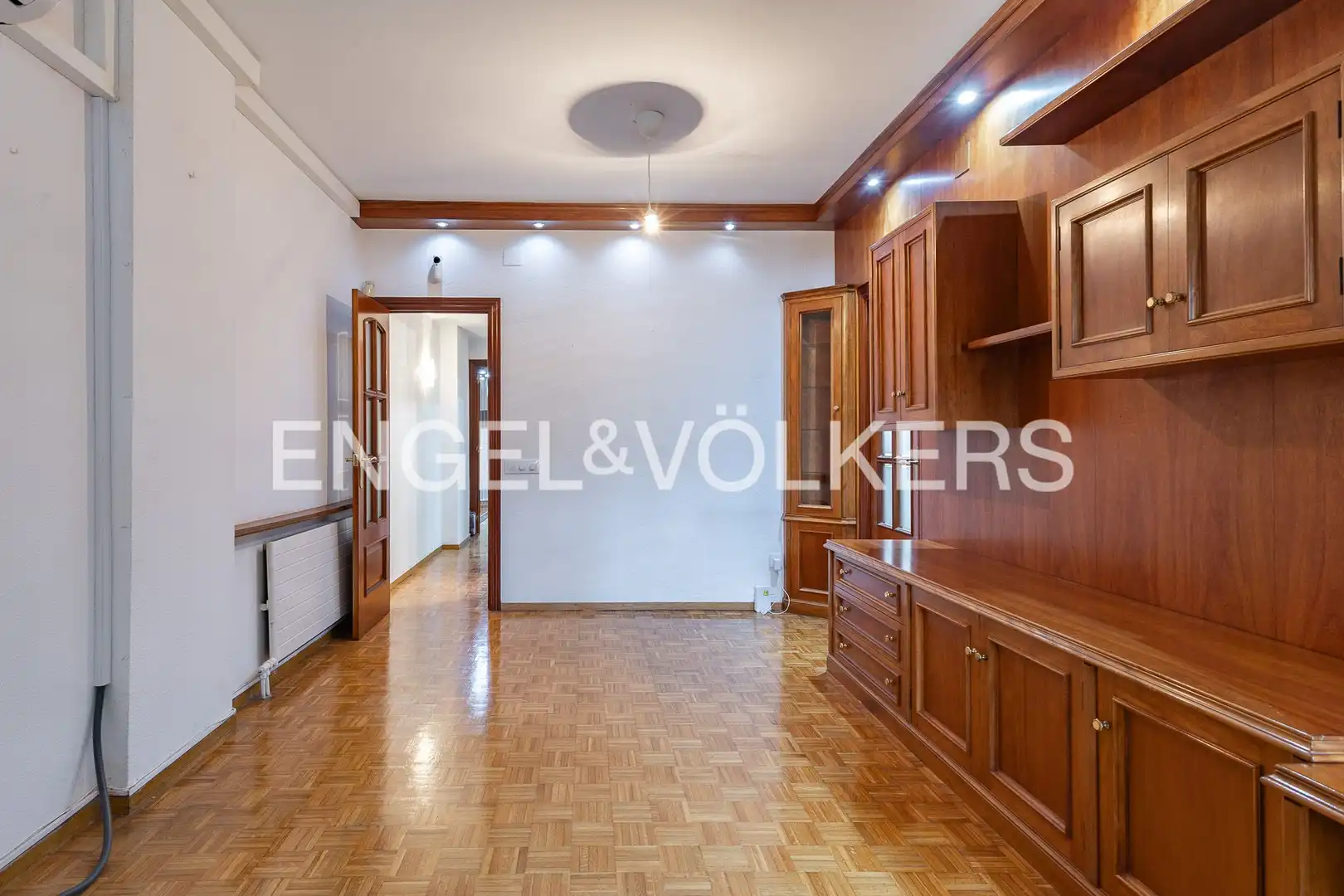 Wohnzimmer von Wohnung zum Verkauf in Barcelona mit Klimaanlage, Heizung und Parkett