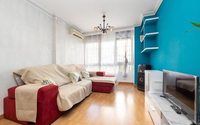 Sala d'estar de Pis en venda en  Granada Capital amb Aire condicionat