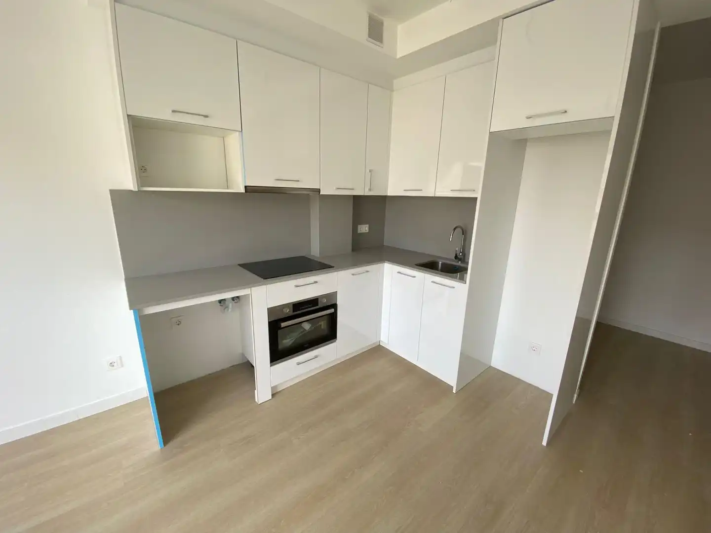 Cocina de Piso en venta en Madrid con Calefacción y Piscina comunitaria