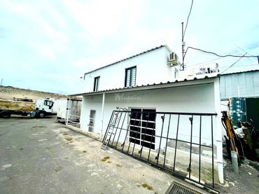 Local comercial en venda a San Isidro