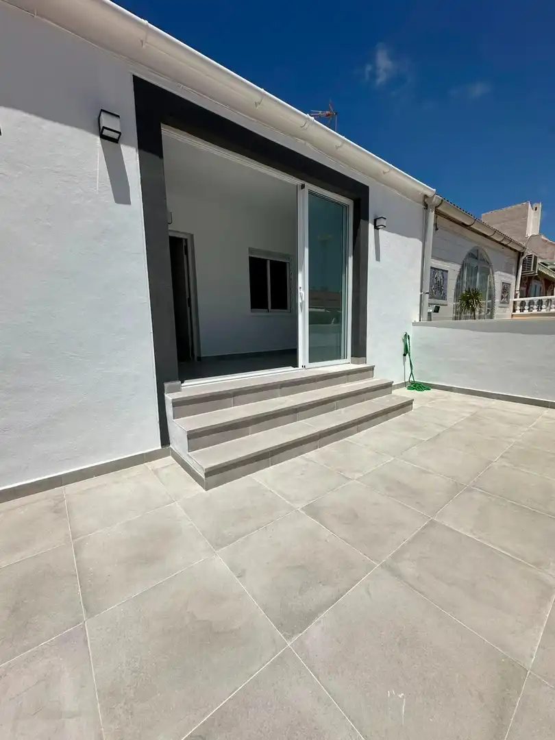 Terraza de Casa adosada en venta en Torrevieja con Jardín privado, Terraza y Horno