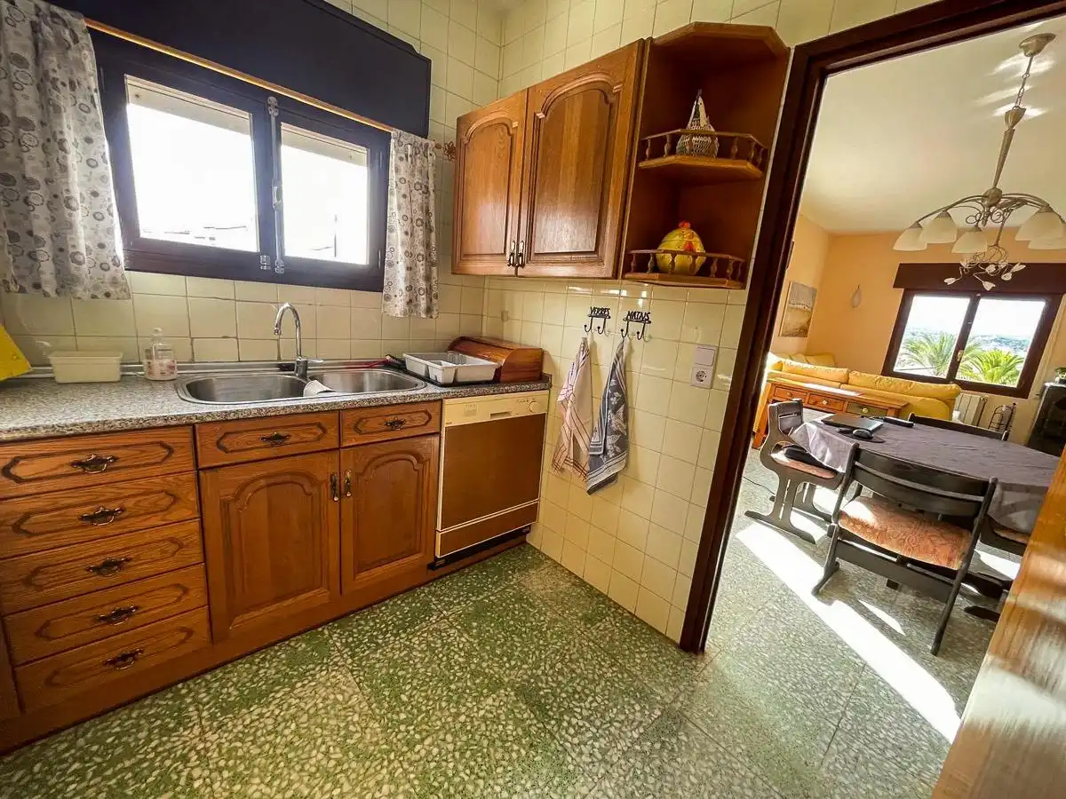 Cuina de Casa o xalet en venda en L'Alfàs del Pi amb Terrassa i Piscina