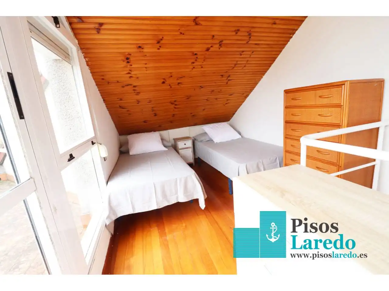 Houses for rent in Avenida Francia, El Puntal