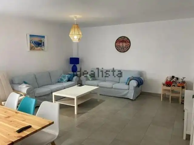 Wohnzimmer von Wohnung zur Miete in Prades mit Privatgarten, Terrasse und Möbliert