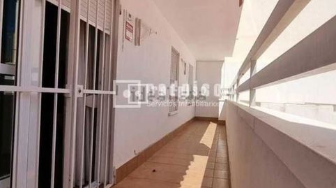Foto 2 de Piso de alquiler en De Barcelona, La Trinidad, Málaga Capital
