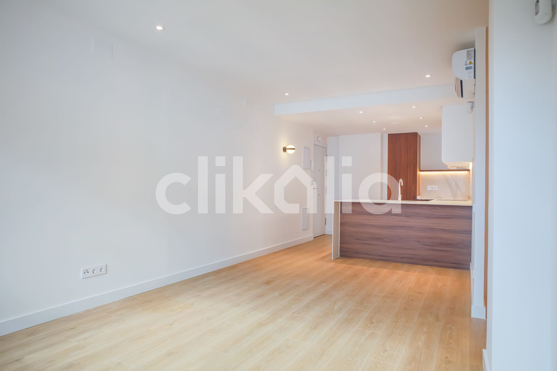 Kitchen of Flat for sale in  Madrid Capital  with Air Conditioner and Heating