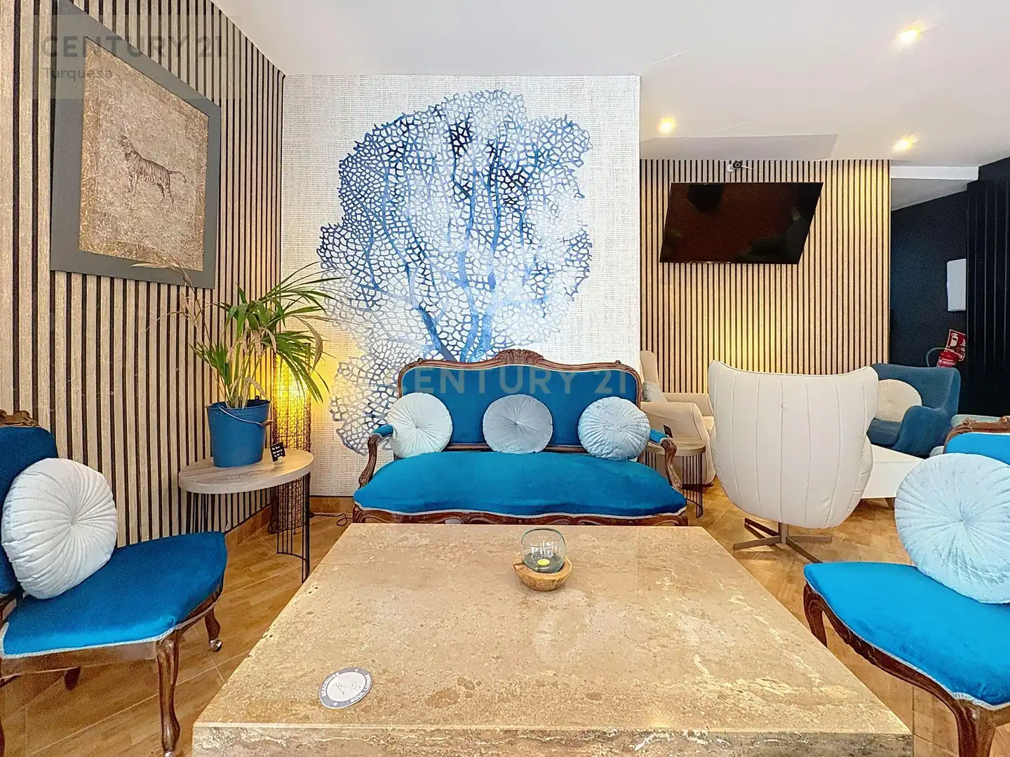 Living room of Commercial properties for transfer in Benalmádena  with Air Conditioner