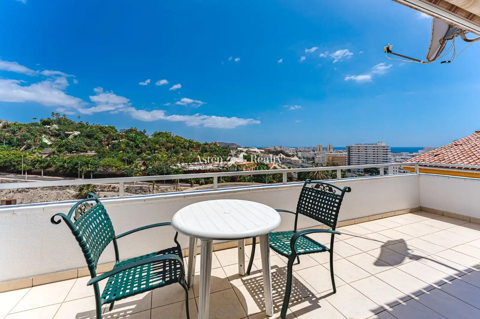 Terrasse von Gebäude zum Verkauf in Adeje