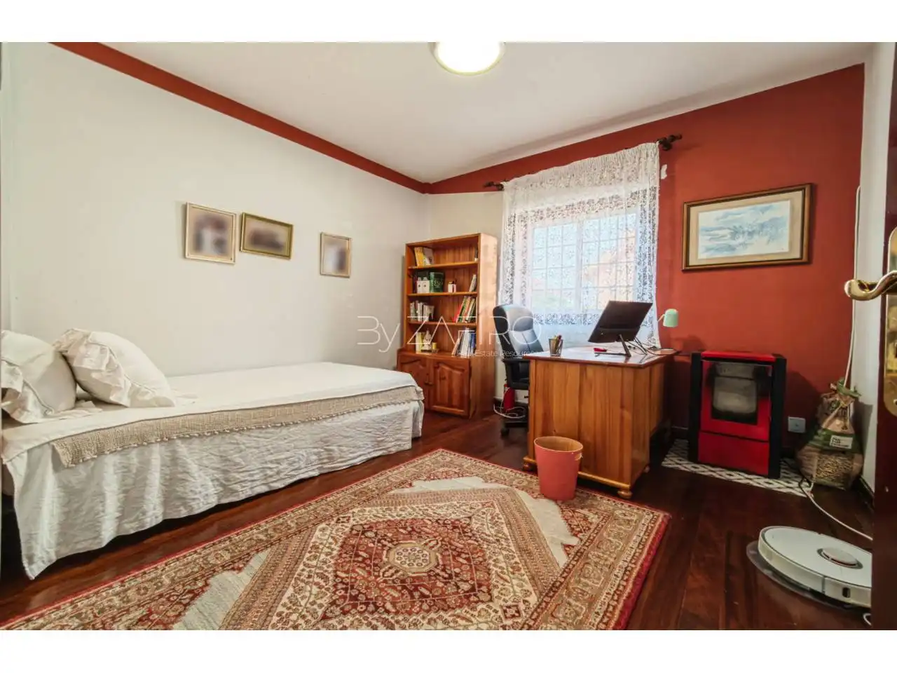 Dormitori de Casa o xalet en venda en San Cristóbal de la Laguna amb Jardí privat, Parquet i Terrassa